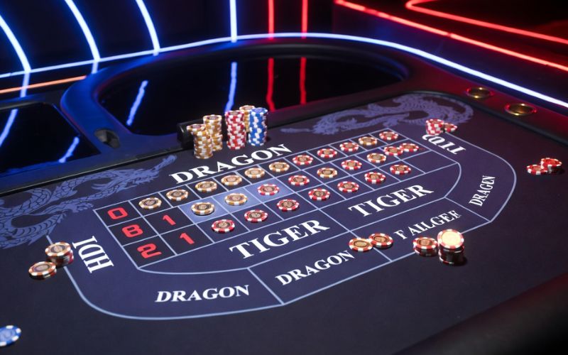 giao diện game bài Rồng Hổ